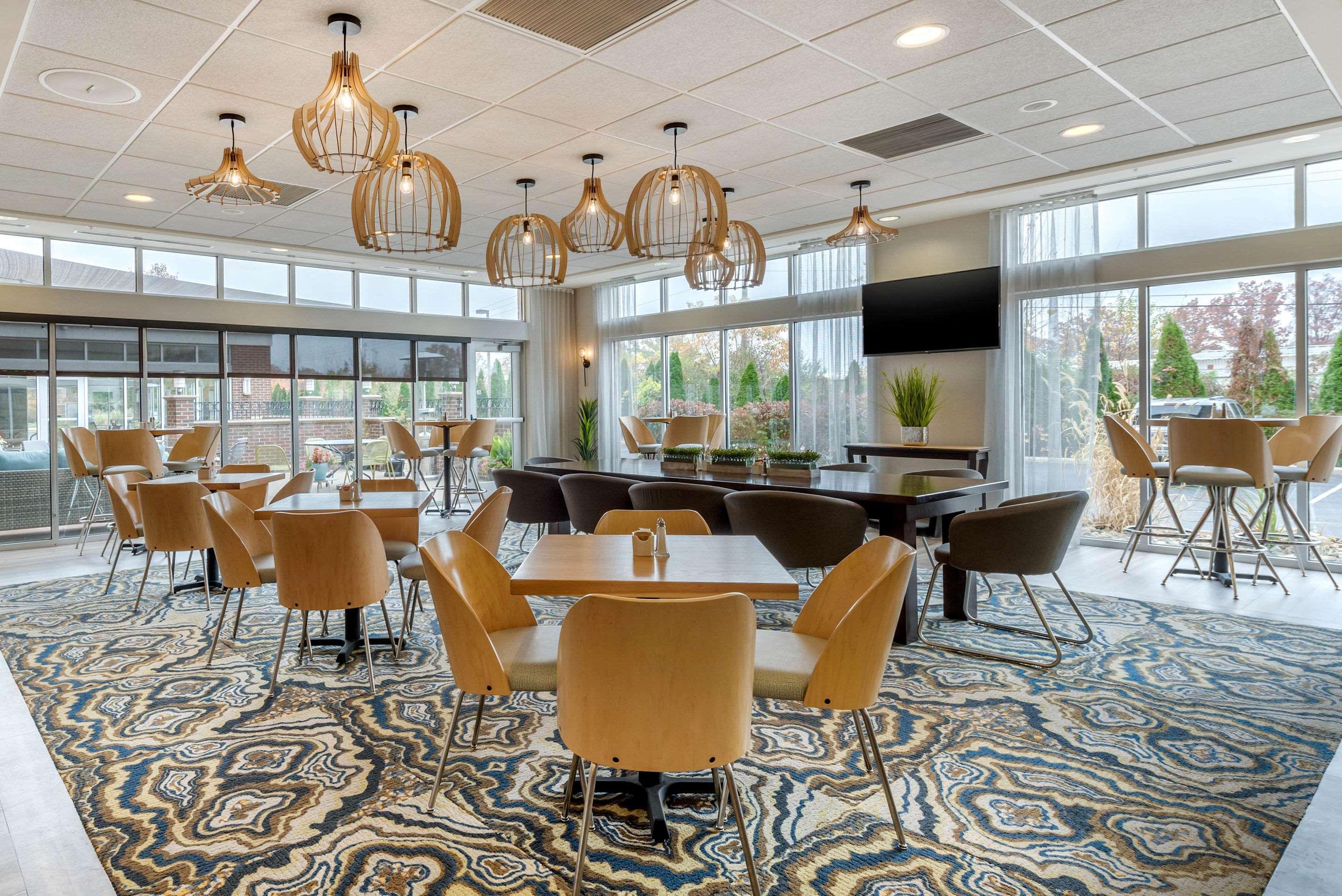 坎布瑞阿克伦酒店 - 坎顿机场 Uniontown 外观 照片